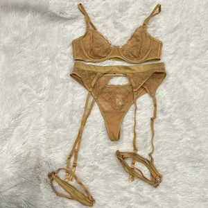 Lounge Intimates Gold Plain Lingerie Set
